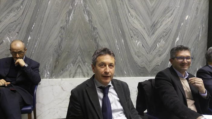 Imperia: futuro delle ex Ferriere, l'affondo di Luca Lanteri alla maggioranza: "State facendo la peggior speculazione edilizia" (video) Imperia: futuro delle ex Ferriere, l'affondo di Luca Lanteri alla maggioranza: "State facendo la peggior speculazione edilizia" (video)