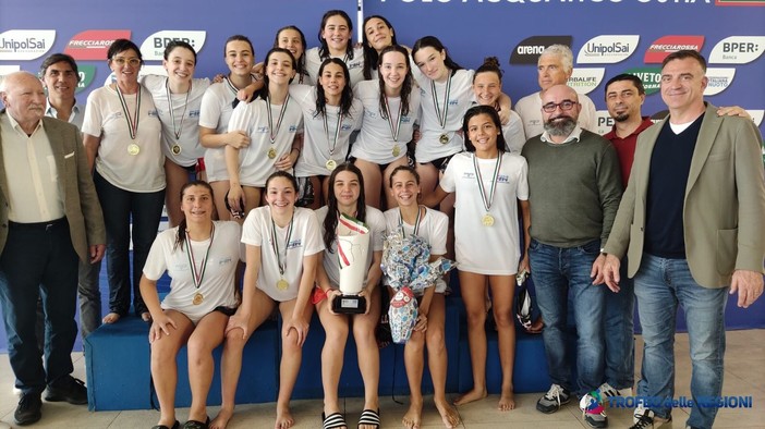 Pallanuoto: la Liguria ha vinto il Trofeo delle Regioni, in vasca anche l'imperiese Dellavalle Pallanuoto: la Liguria ha vinto il Trofeo delle Regioni, in vasca anche l'imperiese Dellavalle