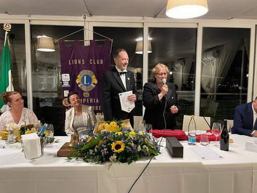 Passaggio delle cariche al Lions Club Imperia La Torre: Nadia Pollarolo succede a Piero Puppo