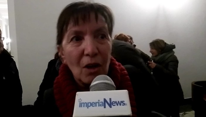 Imperia: ex lavoratori Agnesi lasciano in polemica il Consiglio Comunale "Ci prendete in giro da anni" (video) Imperia: ex lavoratori Agnesi lasciano in polemica il Consiglio Comunale "Ci prendete in giro da anni" (video)
