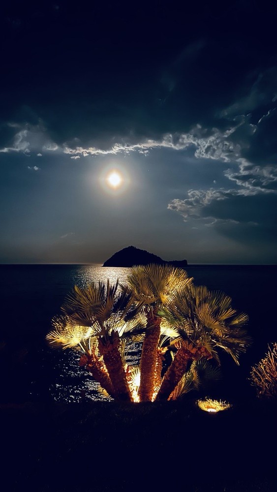 Il 28-29-30 aprile, Le Vele Alassio con "On the Wave" vi aspettano per il loro primo evento che anticipa la stagione estiva 2023