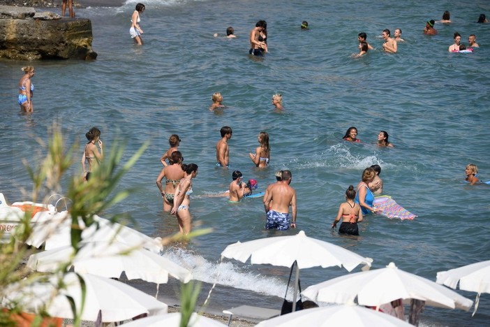 Concessioni Demaniali: conferma dell'Onorevole Franco Vazio "Pronti a tutelare le imprese balneari"