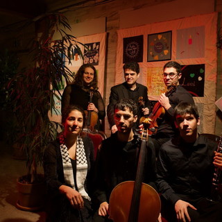 Concerto di Michael Barenboim con l’Ensemble Nasmé in piazza dei Corallini a Cervo