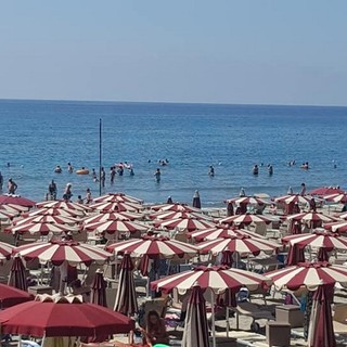 Spiagge pronte a tornare al pre pandemia. Schiappapietra (Sib): “In due anni nemmeno un cluster, ripartiamo con un 'quid' in più di qualità”