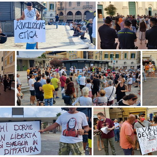 Tornano in piazza i contestatori del 'Green Pass': a Sanremo e Imperia circa 300 persone per dire 'No' (Foto e Video)