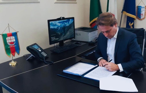 L’Assessore Scajola incontra le associazioni balneari “Massima collaborazione per sostenere lavoratori ed imprese”