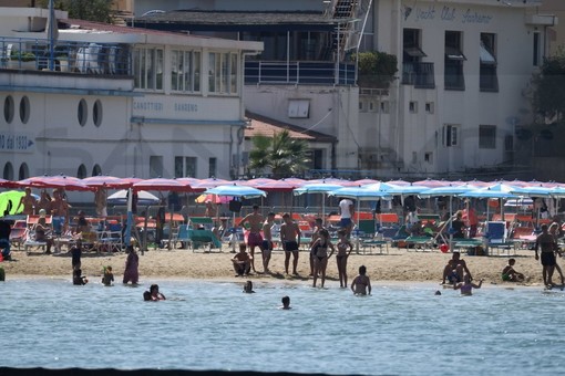 Turismo: si chiude giugno con dati discrepanti tra dianese (-30%) e Sanremo (ritorno ai livelli del 2018)