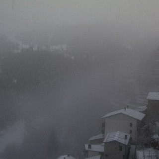 Pioggia e temporali a Ponente, in montagna torna la neve: fino a 20 cm nelle località sciistiche