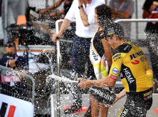 Milano-Sanremo 2021: decisione storica della Rai, l'intera corsa sarà trasmessa in diretta tv Milano-Sanremo 2021: decisione storica della Rai, l'intera corsa sarà trasmessa in diretta tv