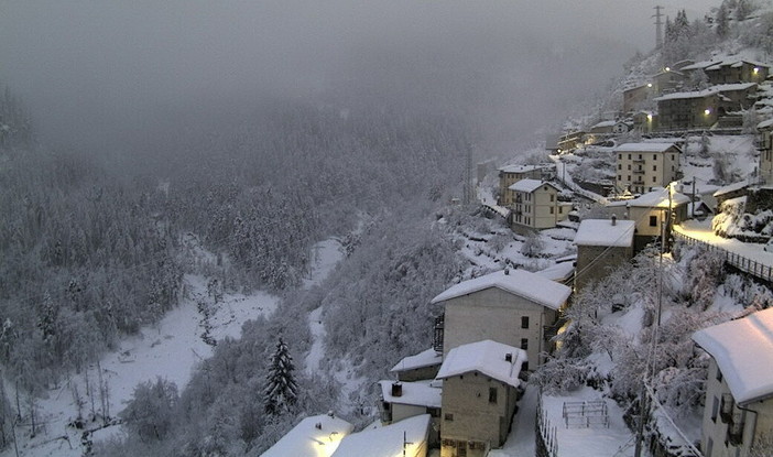Monesi e Piaggia imbiancate questa mattina