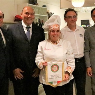 Luciano Garzelli, Claudio Porchia, Paola Chiolini, Daniele Magnoni e S.E.M. giulio Alaimo Luciano Garzelli, Claudio Porchia, Paola Chiolini, Daniele Magnoni e S.E.M. giulio Alaimo