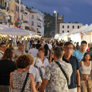 MercantIneja compie 18 anni: con undici giorni di shopping, artigianato e sapori in Calata Cuneo