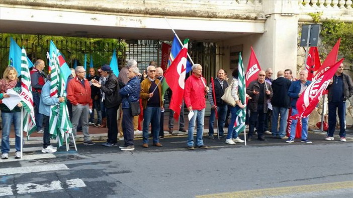 Imperia: domani alle 10 di fronte alla Prefettura presidio unitario dei sindacati dei pensionati Imperia: domani alle 10 di fronte alla Prefettura presidio unitario dei sindacati dei pensionati