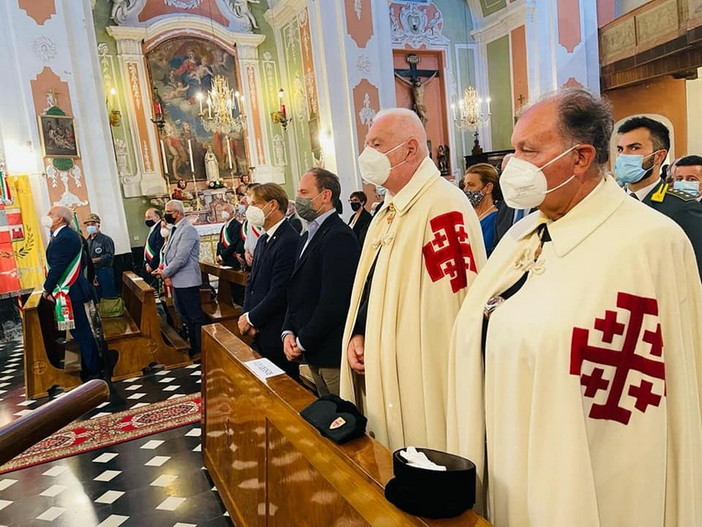 Aurigo: ieri le celebrazioni in onore della Madonna Addolorata, presenti le massime autorità (Foto) Aurigo: ieri le celebrazioni in onore della Madonna Addolorata, presenti le massime autorità (Foto)