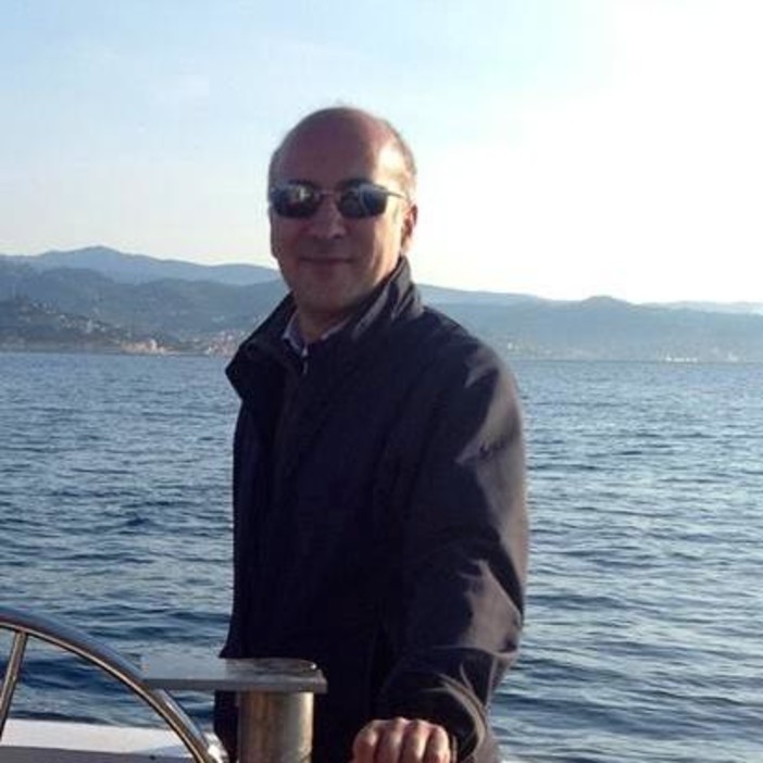 Imperia: partirà questa mattina il processo sulla morte di Mauro Feola, annegato nel 2015. Imputati i due bagnini Imperia: partirà questa mattina il processo sulla morte di Mauro Feola, annegato nel 2015. Imputati i due bagnini