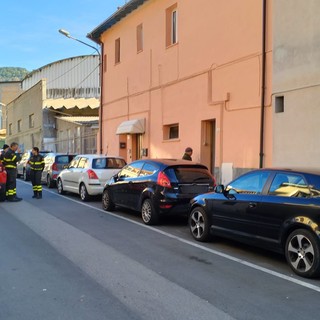 Imperia, uccisi dal monossido di carbonio: due 60enni trovati senza vita in via Pindemonte (foto e video)