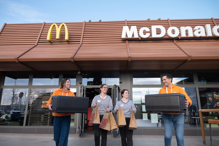 A Imperia McDonald’s e Fondazione Ronald McDonald  donano 200 pasti caldi a settimana, insieme a Banco Alimentare della Liguria