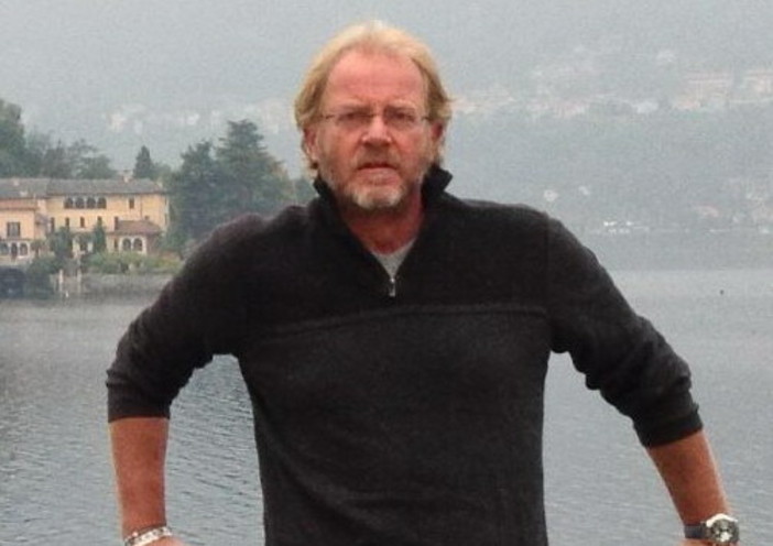 Miro Renzaglia presenta il libro 'Erro ergo sum’' alla Libreria Ragazzi di Imperia Miro Renzaglia presenta il libro 'Erro ergo sum’' alla Libreria Ragazzi di Imperia