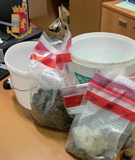 Imperia: spacciatore trovato in possesso di 600 grammi di marijuana arrestato dalla Polizia