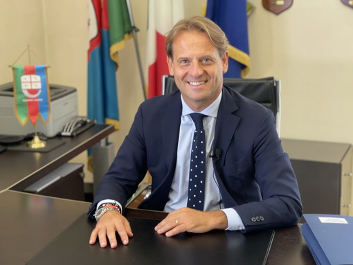 Lavori di manutenzione sulla pista ciclabile: assessore regionale Marco Scajola: “Ci siamo impegnati con oltre 1 milione mezzo di euro per fare in modo che AMAIE potesse intervenire in maniera significativa sul territorio” Lavori di manutenzione sulla pista ciclabile: assessore regionale Marco Scajola: “Ci siamo impegnati con oltre 1 milione mezzo di euro per fare in modo che AMAIE potesse intervenire in maniera significativa sul territorio”