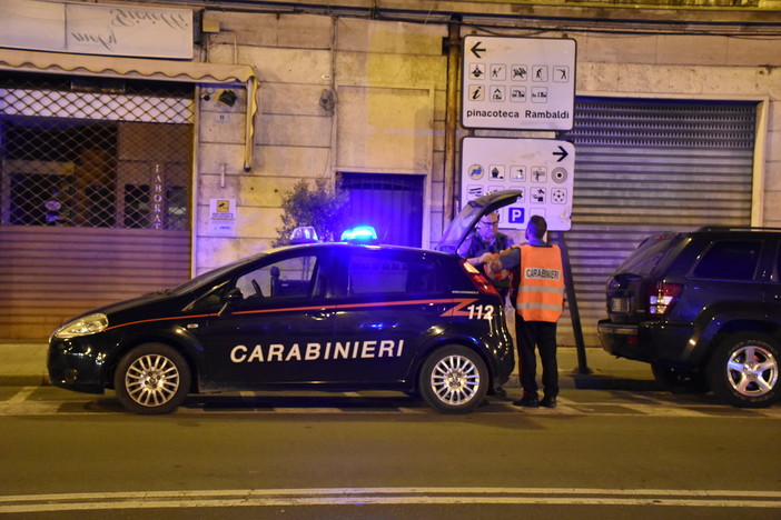 Aveva rubato un'auto a Santo Stefano al Mare: fermato dai Carabinieri in stato di ebbrezza ad Alassio