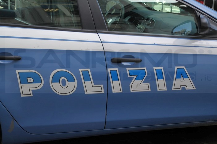 La Polizia intensifica i controlli in tutta la provincia: continuano i rimpatri effettuati in applicazione del decreto Salvini La Polizia intensifica i controlli in tutta la provincia: continuano i rimpatri effettuati in applicazione del decreto Salvini