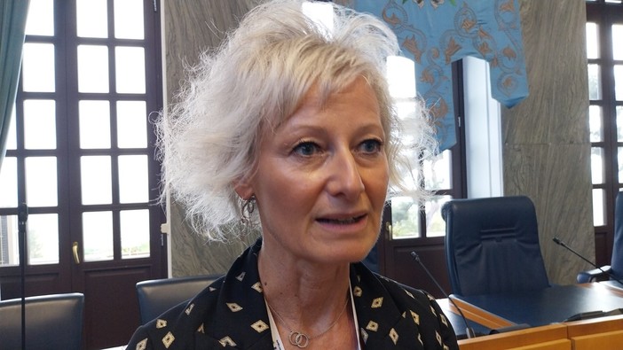 Asl Imperiese, il direttore generale Maria Elena Galbusera si ferma per motivi personali: la sostituisce Roberto Predonzani Asl Imperiese, il direttore generale Maria Elena Galbusera si ferma per motivi personali: la sostituisce Roberto Predonzani