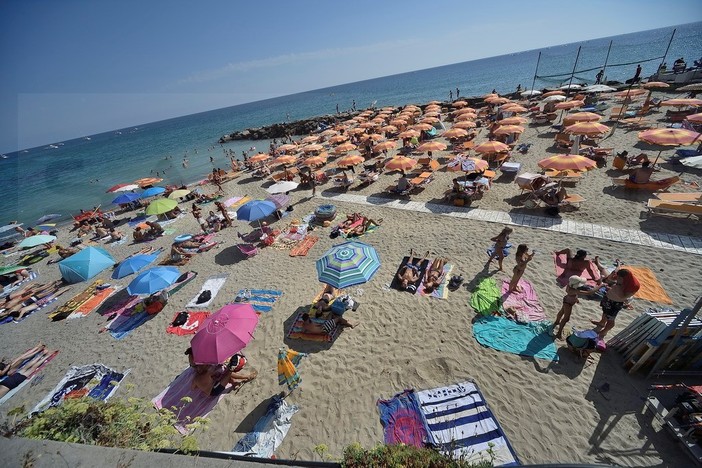 Una copertura assicurativa per i turisti stranieri che soggiorneranno in Liguria dal 1° giugno al 31 dicembre