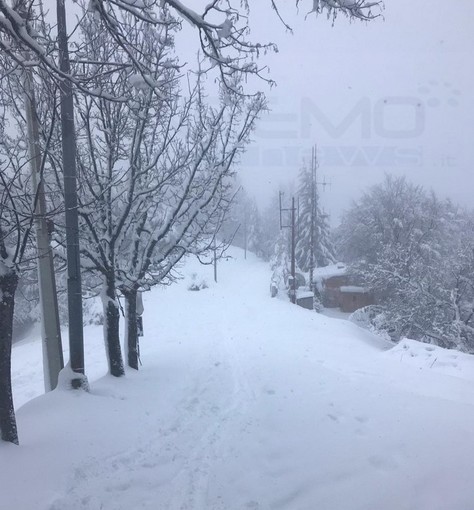 Maltempo in arrivo: netto calo delle temperature, domani e domenica piogge e nevicate nell'entroterra Maltempo in arrivo: netto calo delle temperature, domani e domenica piogge e nevicate nell'entroterra