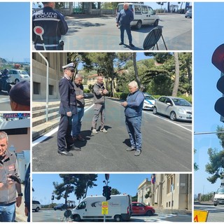Imperia, accesi i semafori in piazza della Vittoria: via alla rivoluzione viabilistica della zona