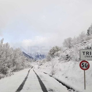 Maltempo sulla provincia: nevica sulle alture a Bignone, San Romolo, Triora e sul Colle di Nava