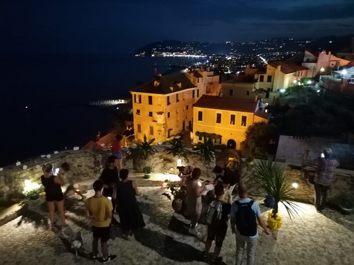 Notte di San Lorenzo a Cervo, tre desideri in corsa per vincere una vacanza in un borgo Notte di San Lorenzo a Cervo, tre desideri in corsa per vincere una vacanza in un borgo