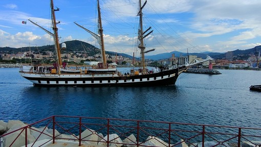 Possibilità di visita alla Nave Palinuro ormeggiata a Imperia