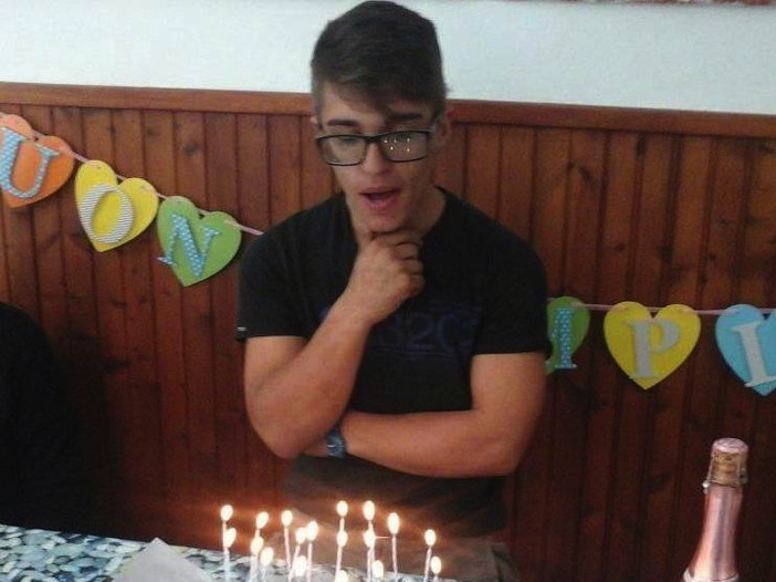 Apricale: era con la matricola abrasa il fucile che Nathan Nabolani aveva con sé e la Procura dispone l'autopsia sul corpo del giovane Apricale: era con la matricola abrasa il fucile che Nathan Nabolani aveva con sé e la Procura dispone l'autopsia sul corpo del giovane