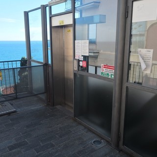 Imperia: nuovo annuncio dell'amministrazione sugli ascensori "Entro fine marzo tutti e tre funzionanti" Imperia: nuovo annuncio dell'amministrazione sugli ascensori "Entro fine marzo tutti e tre funzionanti"