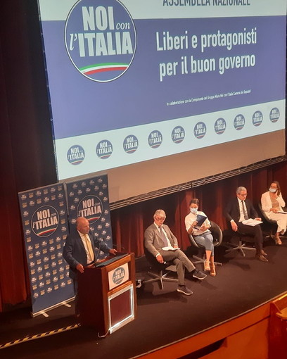 Anche il segretario regionale di 'Liguria Popolare' Antonio Bissolotti ieri all'assemblea di 'Noi con l'Italia' (Foto e Video)