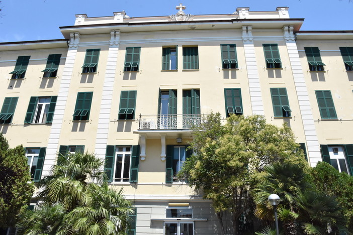 Falso medico all'ospedale di Bordighera scoperto dall'Asl 1, presentato un esposto in Procura Falso medico all'ospedale di Bordighera scoperto dall'Asl 1, presentato un esposto in Procura