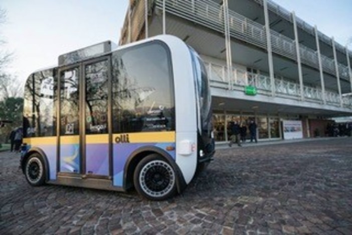 A Torino al via la sperimentazione dello shuttle a guida autonoma ‘Olli’
