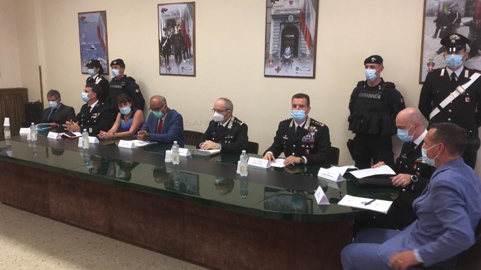 Ponente Forever, scena muta per quasi tutti gli arrestati davanti al gip. Domani l'interrogatorio di Sgrò