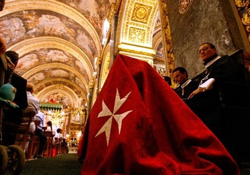 Il Gruppo di Sanremo del Corpo Italiano di Soccorso dell’Ordine di Malta dona un sanificatore alla Croce d’Oro di Cervo