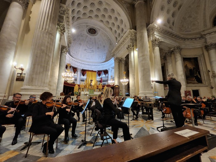 Concerto dell'orchestra Carlo Felice di Genova al Duomo di Imperia Concerto dell'orchestra Carlo Felice di Genova al Duomo di Imperia