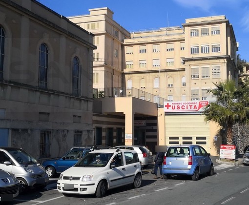 Coronavirus: scattano le raccolte fondi per aiutare gli ospedali che fronteggiano l'emergenza. Ecco come donare Coronavirus: scattano le raccolte fondi per aiutare gli ospedali che fronteggiano l'emergenza. Ecco come donare