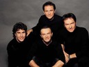 19 LUGLIO 1995. Imperia, in 5 mila per il concerto dei Pooh sul molo di Oneglia 19 LUGLIO 1995. Imperia, in 5 mila per il concerto dei Pooh sul molo di Oneglia