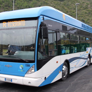 La presentazione dei bus a idrogeno nel 2018