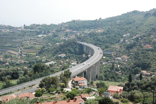 I cantieri sull'Autostrada dei Fiori dal 6 al 12 maggio, chiusa una carreggiata tra Andora e San Bartolomeo