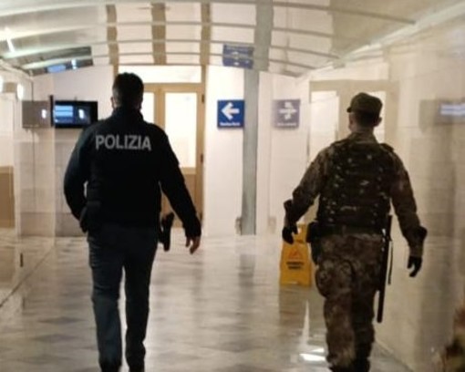 Ventimiglia, espulso alla frontiera prova a far rientro in Italia, algerino arrestato dalla polizia ferroviaria Ventimiglia, espulso alla frontiera prova a far rientro in Italia, algerino arrestato dalla polizia ferroviaria