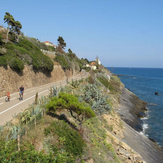 Diano Marina, ad aprile la conferenza dei servizi per la pista ciclabile Diano Marina, ad aprile la conferenza dei servizi per la pista ciclabile