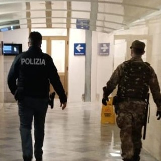 Ventimiglia, espulso alla frontiera prova a far rientro in Italia, algerino arrestato dalla polizia ferroviaria