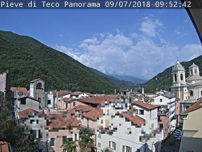 Immagine webcam, centro storico di Pieve di Teco Immagine webcam, centro storico di Pieve di Teco