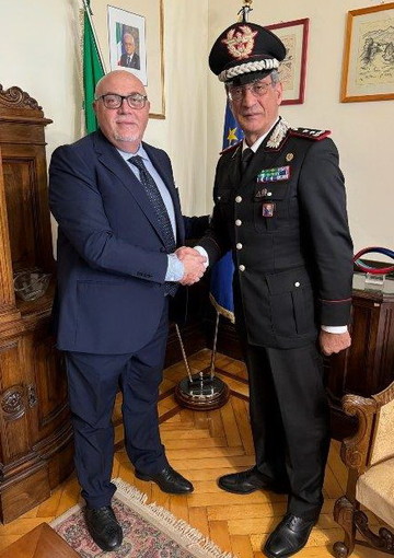 Imperia: saluto del comandante della legione Carabinieri della Liguria Generale Maurizio Ferla al Prefetto
